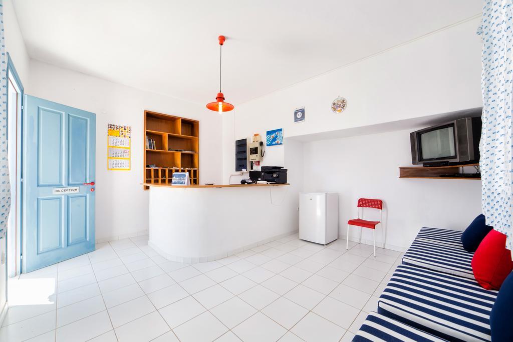 Fivos Apartments Alikí المظهر الخارجي الصورة